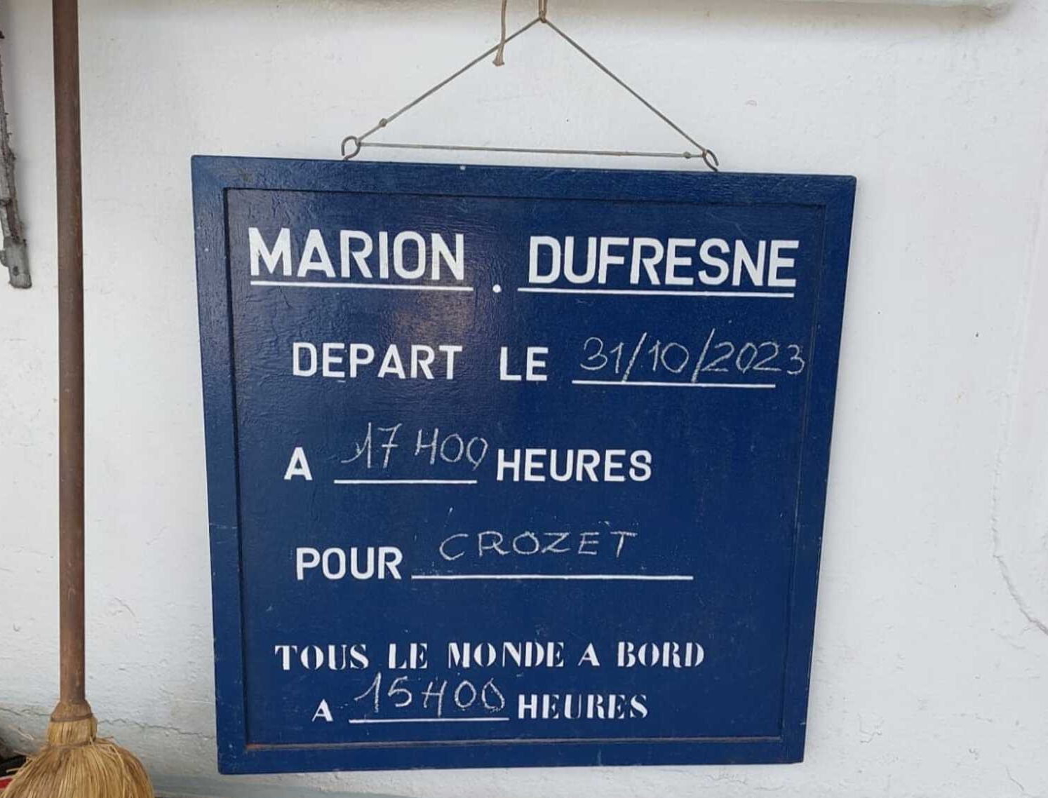 Panneau de départ du Marion Dufresne