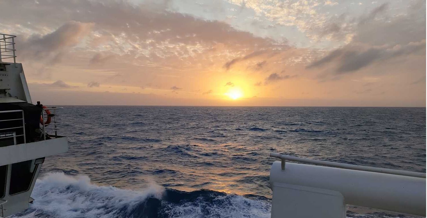 Couché de soleil depuis le Marion Dufresne